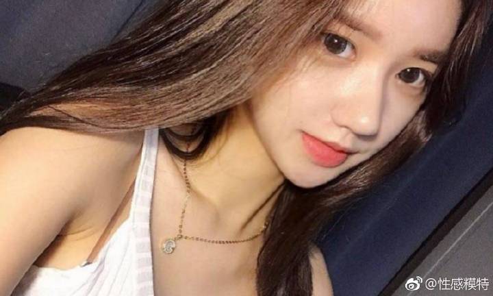 归国华侨心系香云纱 展现东方“软黄金”之美